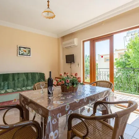 Almond Apartment