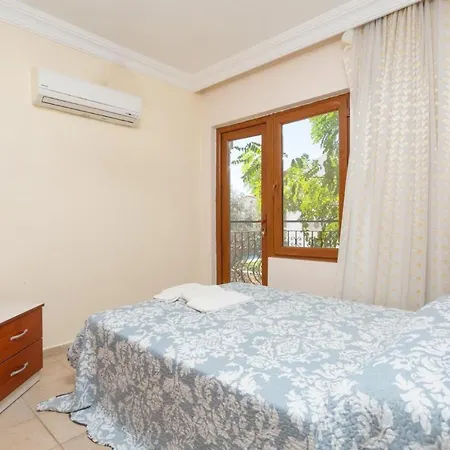 Apartment Almond