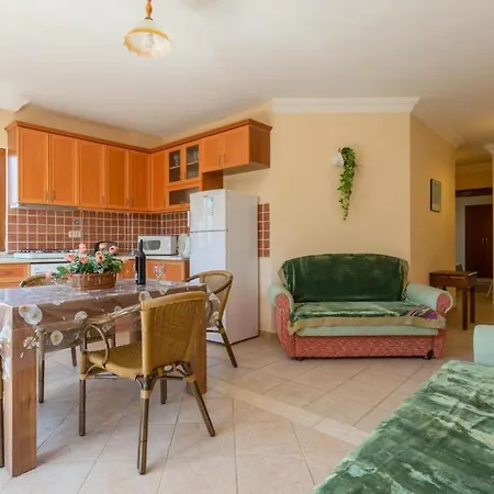 Almond Apartment